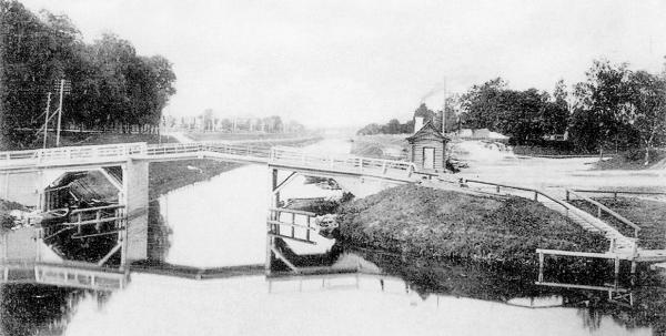 Иллюстрация к книге — Петербургские окрестности. Быт и нравы начала ХХ века [_53.jpg]