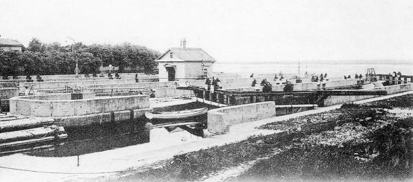 Иллюстрация к книге — Петербургские окрестности. Быт и нравы начала ХХ века [_54.jpg]