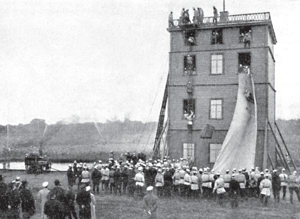 Иллюстрация к книге — Исторические районы Петербурга от А до Я [_133.jpg]