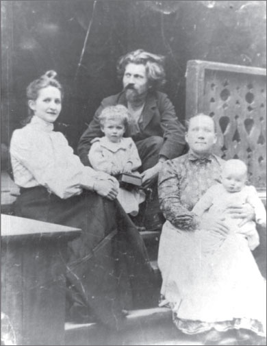 Иллюстрация к книге — Вокруг Петербурга. Заметки наблюдателя [i_031.jpg]