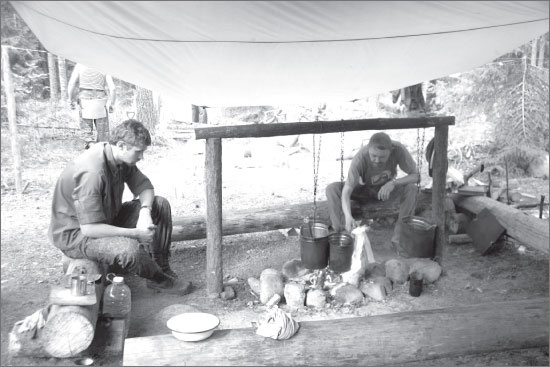 Иллюстрация к книге — Вокруг Петербурга. Заметки наблюдателя [i_110.jpg]