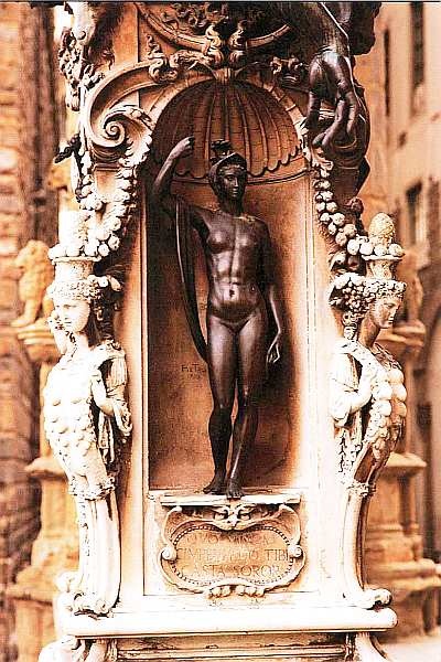 Иллюстрация к книге — Национальный музей Барджелло Флоренция [i_053.jpg]