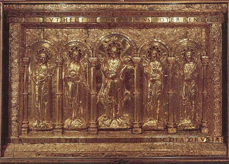 Иллюстрация к книге — Музей Клюни [i_021.jpg]