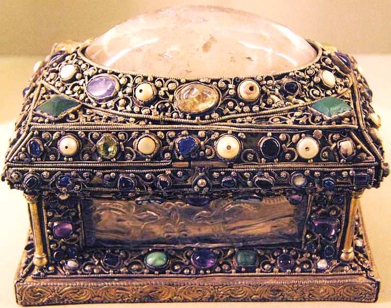 Иллюстрация к книге — Музей Клюни [i_042.jpg]