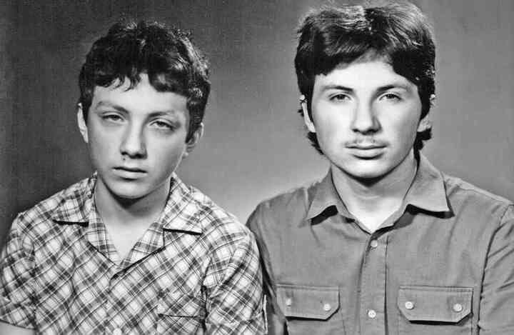 Иллюстрация к книге — «Агата Кристи». Чёрные сказки белой зимы [i_009.jpg]