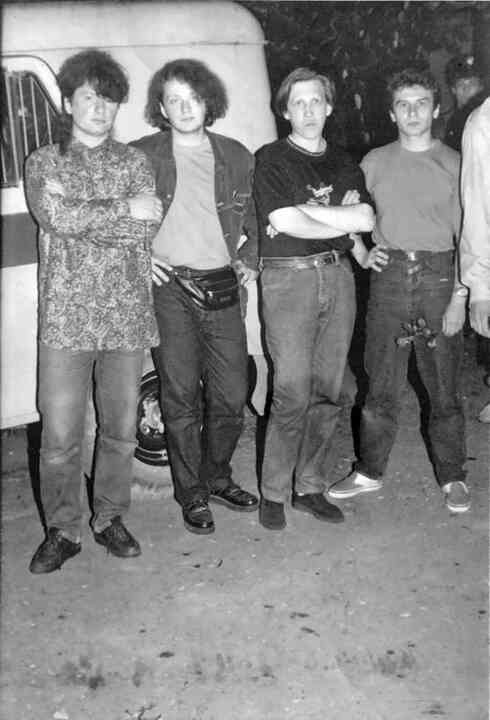 Иллюстрация к книге — «Агата Кристи». Чёрные сказки белой зимы [i_058.jpg]