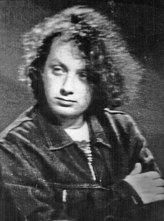 Иллюстрация к книге — «Агата Кристи». Чёрные сказки белой зимы [i_095.jpg]