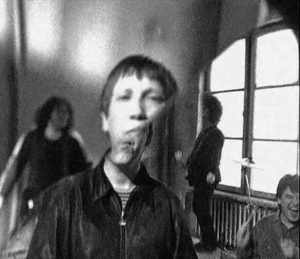 Иллюстрация к книге — «Агата Кристи». Чёрные сказки белой зимы [i_126.jpg]