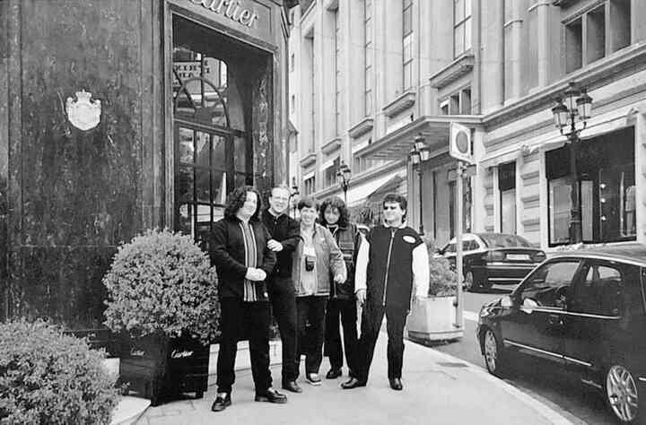 Иллюстрация к книге — «Агата Кристи». Чёрные сказки белой зимы [i_130.jpg]