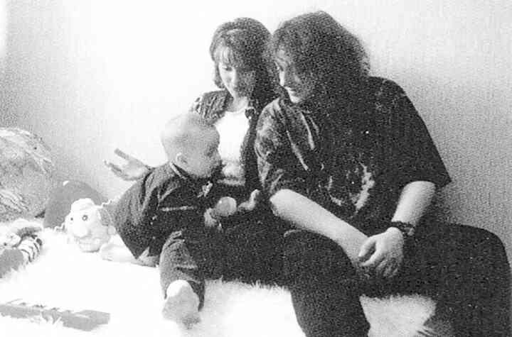 Иллюстрация к книге — «Агата Кристи». Чёрные сказки белой зимы [i_145.jpg]