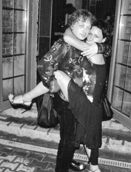 Иллюстрация к книге — «Агата Кристи». Чёрные сказки белой зимы [i_167.jpg]