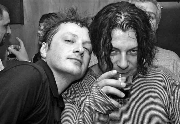 Иллюстрация к книге — «Агата Кристи». Чёрные сказки белой зимы [i_189.jpg]