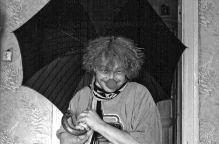 Иллюстрация к книге — «Агата Кристи». Чёрные сказки белой зимы [i_192.jpg]