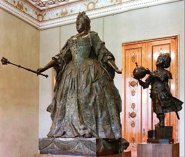 Иллюстрация к книге — Государственный Русский музей [i_033.jpg]