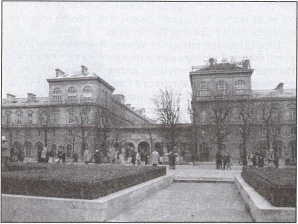 Иллюстрация к книге — Блистательный Париж. История. Легенды. Предания [i_005.jpg]