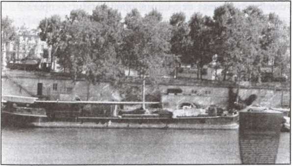 Иллюстрация к книге — Блистательный Париж. История. Легенды. Предания [i_094.jpg]