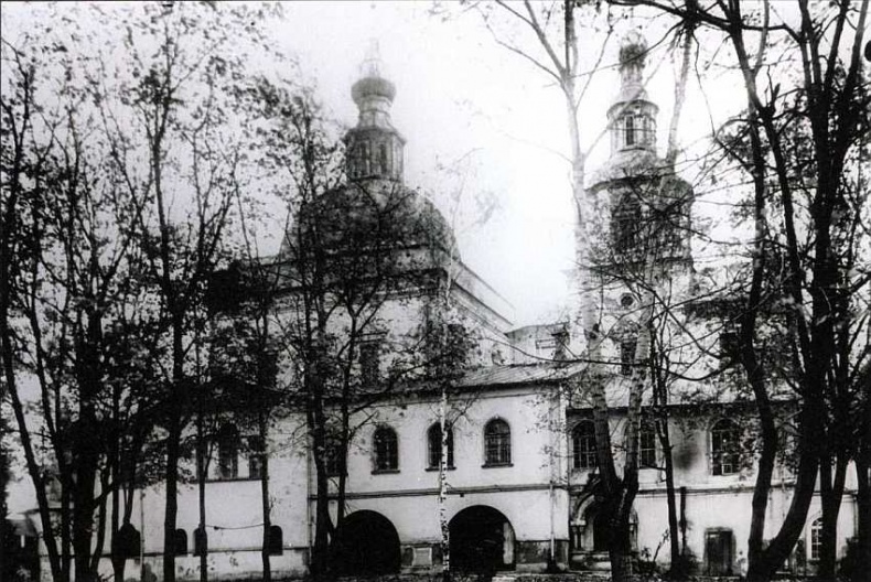 Иллюстрация к книге — Московский Данилов монастырь [i_018.jpg]