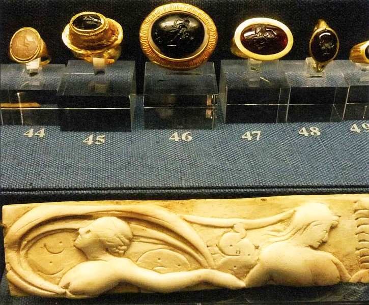 Иллюстрация к книге — Музей кикладского искусства Афины [i_003.jpg]