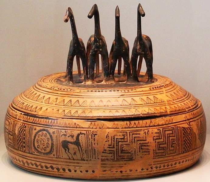 Иллюстрация к книге — Музей кикладского искусства Афины [i_035.jpg]