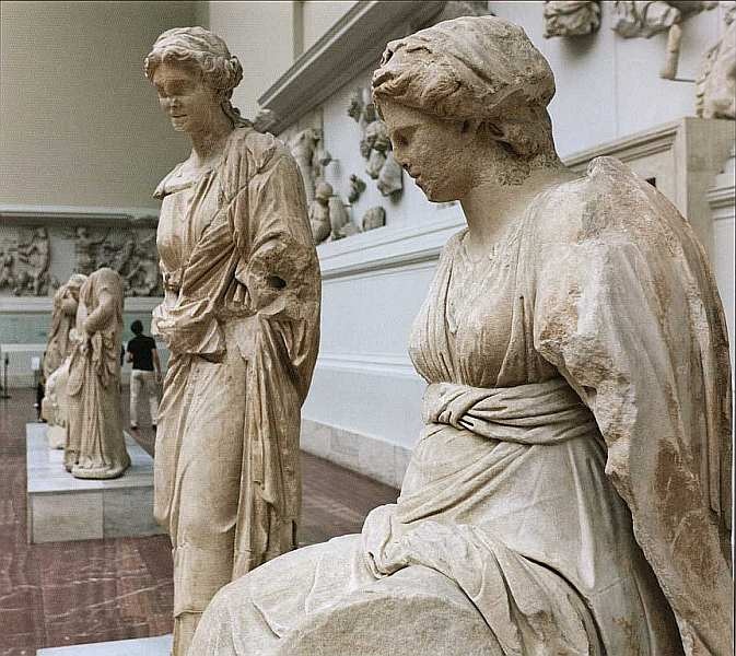 Иллюстрация к книге — Пергамский музей Берлин [i_004.jpg]