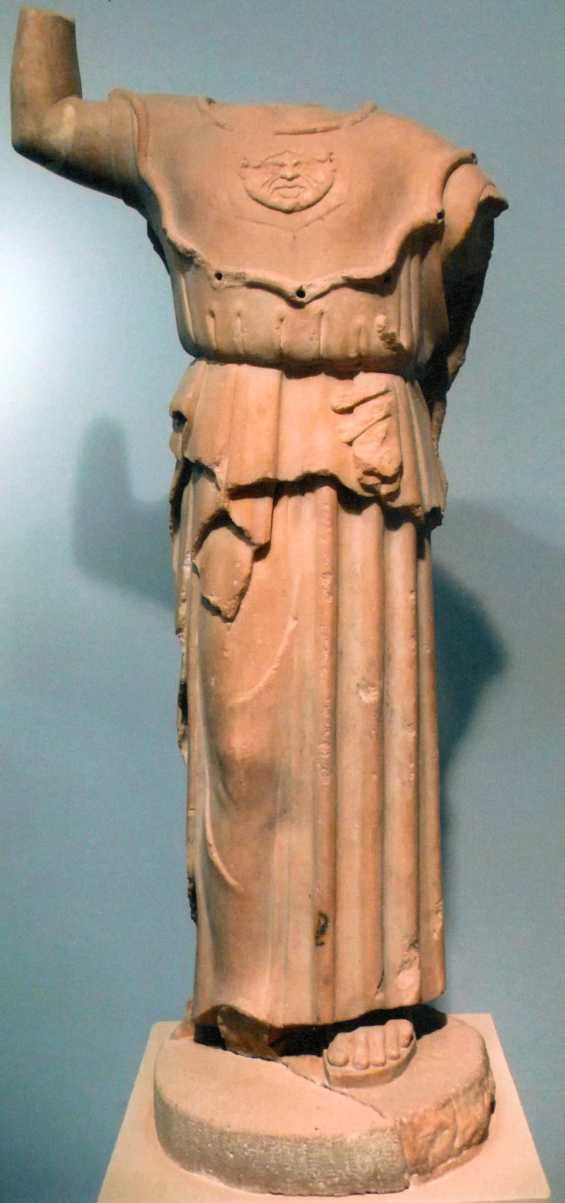 Иллюстрация к книге — Музей Акрополя [i_047.jpg]