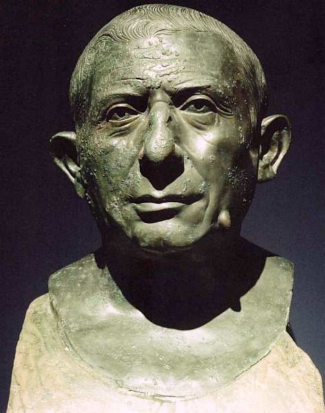 Иллюстрация к книге — Национальный археологический музей Неаполь [i_048.jpg]