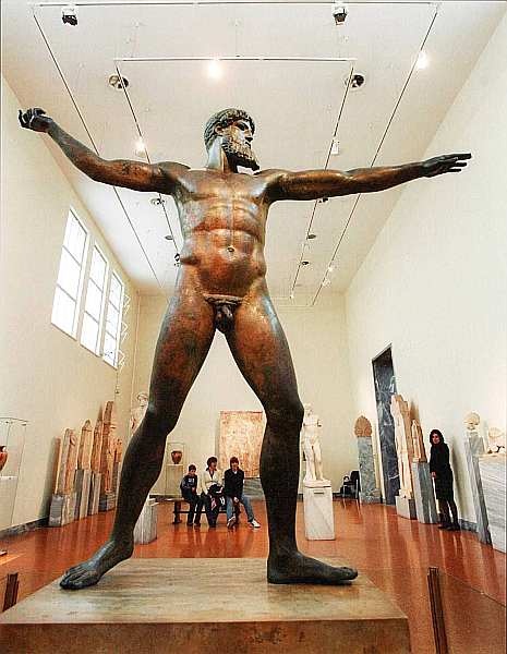 Иллюстрация к книге — Национальный археологический музей Афины [i_002.jpg]