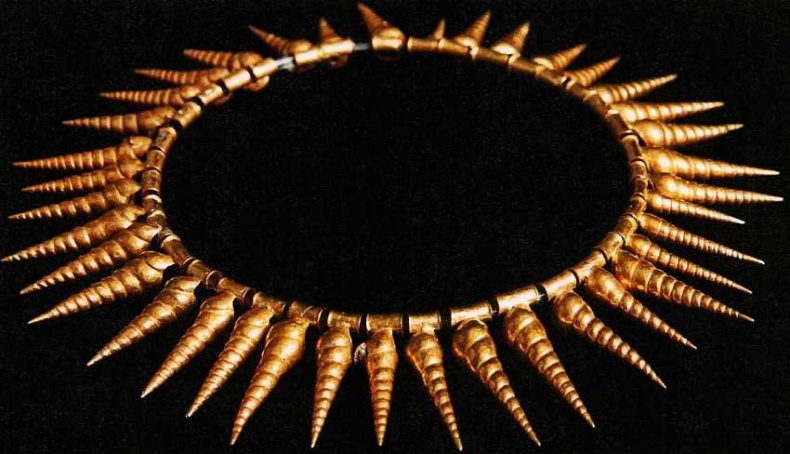 Иллюстрация к книге — Национальный музей Джакарта. [i_046.jpg]