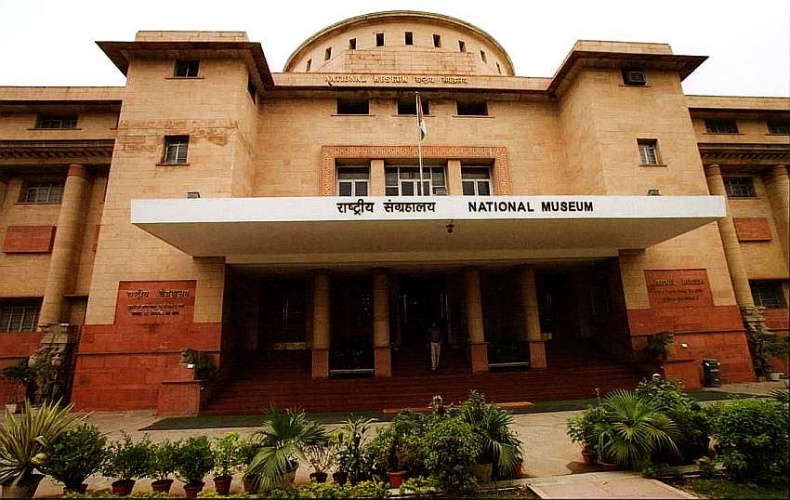 Иллюстрация к книге — Национальный музей Индии [i_001.jpg]