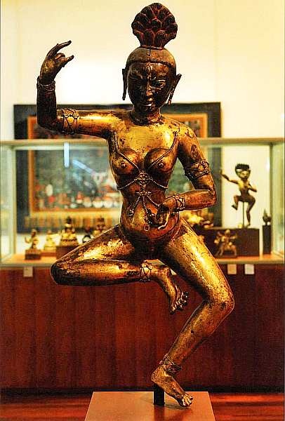 Иллюстрация к книге — Национальный музей азиатских искусств Париж [i_002.jpg]