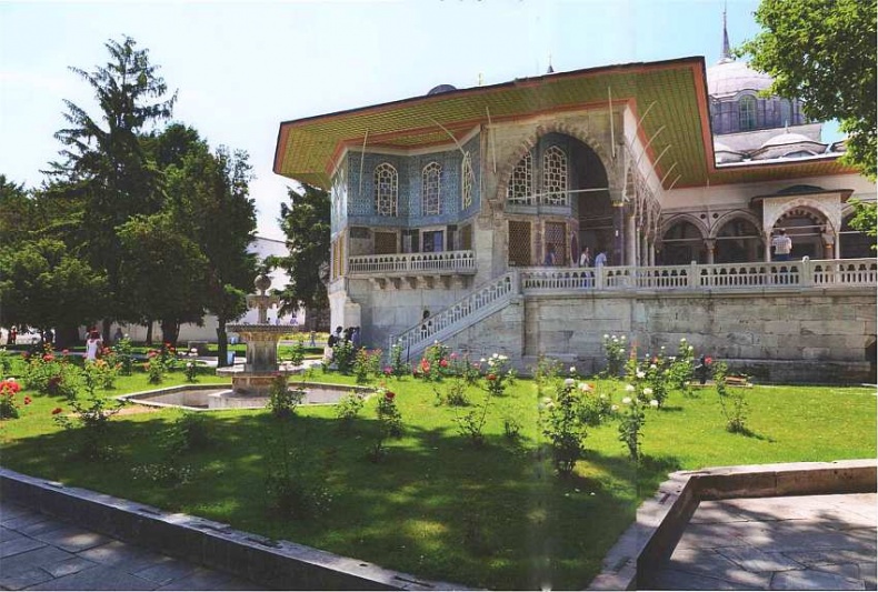 Иллюстрация к книге — Дворец-музей Топкапы Стамбул [i_070.jpg]