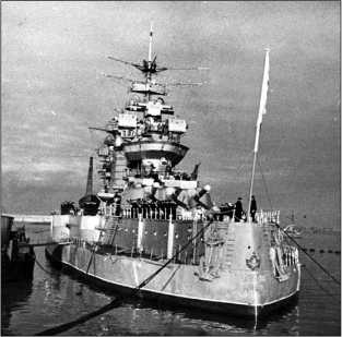 Иллюстрация к книге — Героические корабли Великой Отечественной [i_030.jpg]