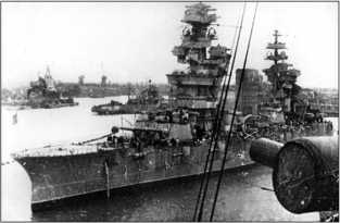 Иллюстрация к книге — Героические корабли Великой Отечественной [i_031.jpg]