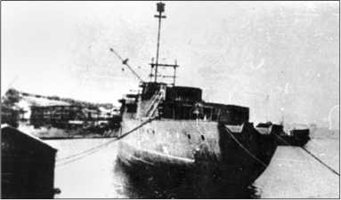 Иллюстрация к книге — Героические корабли Великой Отечественной [i_036.jpg]