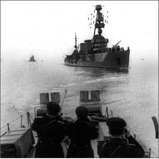 Иллюстрация к книге — Героические корабли Великой Отечественной [i_060.jpg]