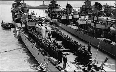 Иллюстрация к книге — Героические корабли Великой Отечественной [i_142.jpg]