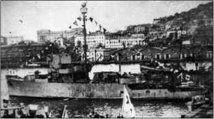 Иллюстрация к книге — Героические корабли Великой Отечественной [i_171.jpg]