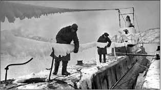 Иллюстрация к книге — Героические корабли Великой Отечественной [i_216.jpg]