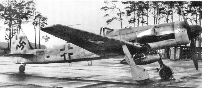 Иллюстрация к книге — Фокке-Вульф Fw 190, 1936-1945 [pic_216.jpg]