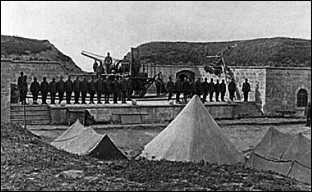 Иллюстрация к книге — Дарданеллы 1915: Самое кровавое поражение Черчилля [i_064.jpg]