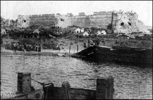 Иллюстрация к книге — Дарданеллы 1915: Самое кровавое поражение Черчилля [i_153.jpg]