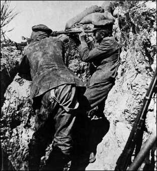 Иллюстрация к книге — Дарданеллы 1915: Самое кровавое поражение Черчилля [i_227.jpg]