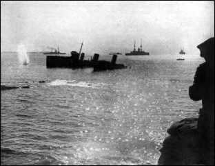 Иллюстрация к книге — Дарданеллы 1915: Самое кровавое поражение Черчилля [i_275.jpg]