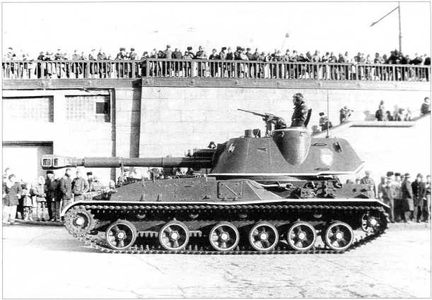 Иллюстрация к книге — Самоходные артиллерийские установки «Акация», «Тюльпан» и «Гиацинт» [i_025.jpg]