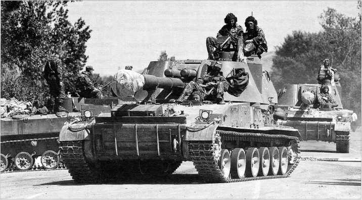 Иллюстрация к книге — Самоходные артиллерийские установки «Акация», «Тюльпан» и «Гиацинт» [i_061.jpg]