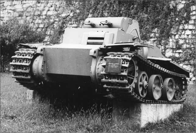 Иллюстрация к книге — Танки Блицкрига Pz.I и Pz.II [i_078.jpg]