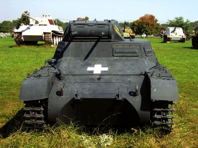 Иллюстрация к книге — Танки Блицкрига Pz.I и Pz.II [i_149.jpg]