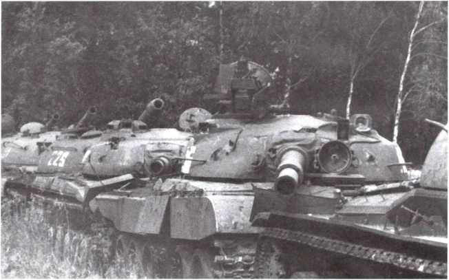 Иллюстрация к книге — Т-72. Уральская броня против НАТО [i_016.jpg]