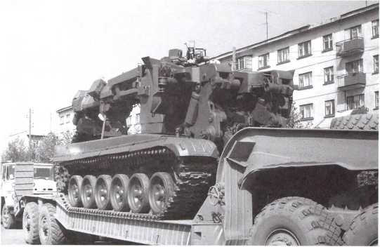 Иллюстрация к книге — Т-72. Уральская броня против НАТО [i_126.jpg]