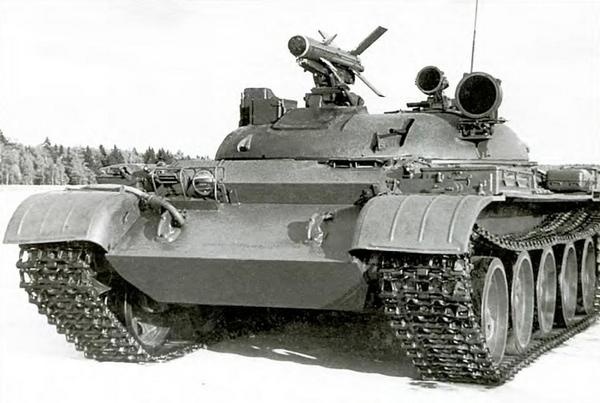 Иллюстрация к книге — Т-62: Убийца «Центурионов» и «Олифантов» [i_030.jpg]